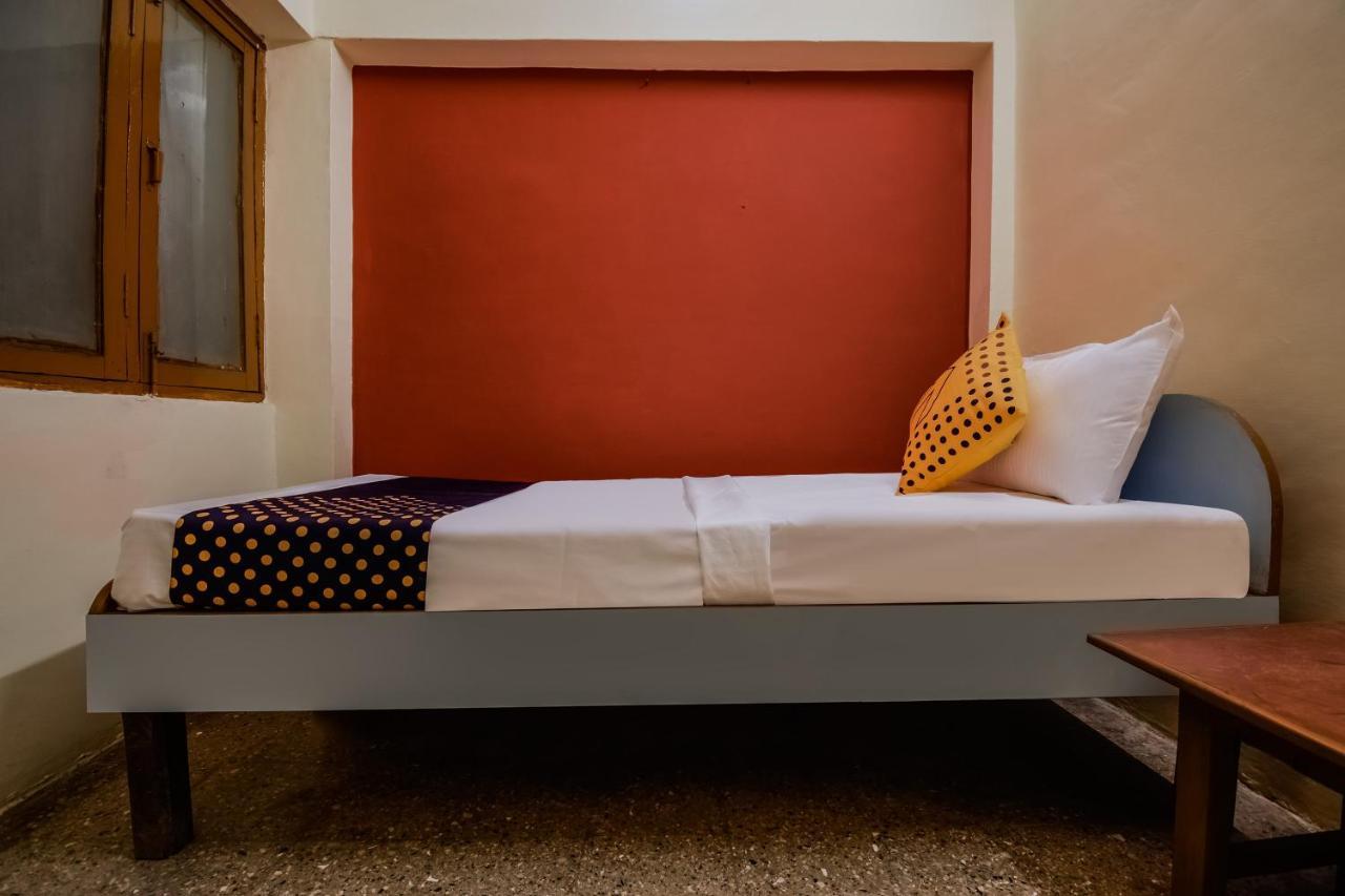 Betūl Spot On 65460 Hotel Gulmohar المظهر الخارجي الصورة